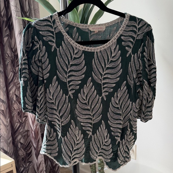 Solitaire Tops - Solitaire Forest Green Leaf-Print Short Sleeve Top